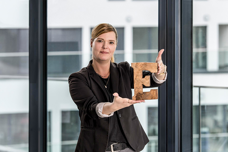 Simone Kramer