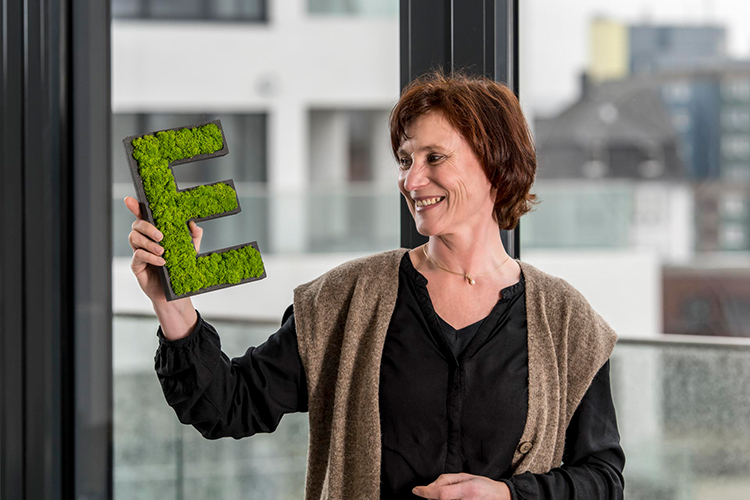 Claudia Krischer